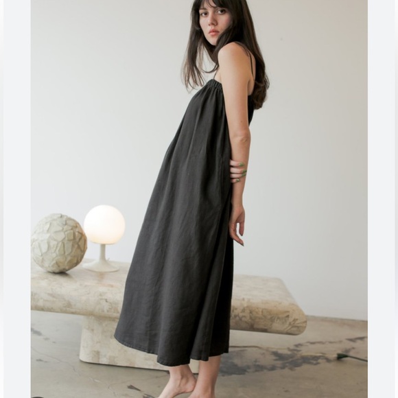 filosofia Dresses & Skirts - NWT Filosofia Leah Dress